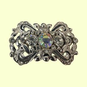 3 Vintage/Vintage inspired brooches